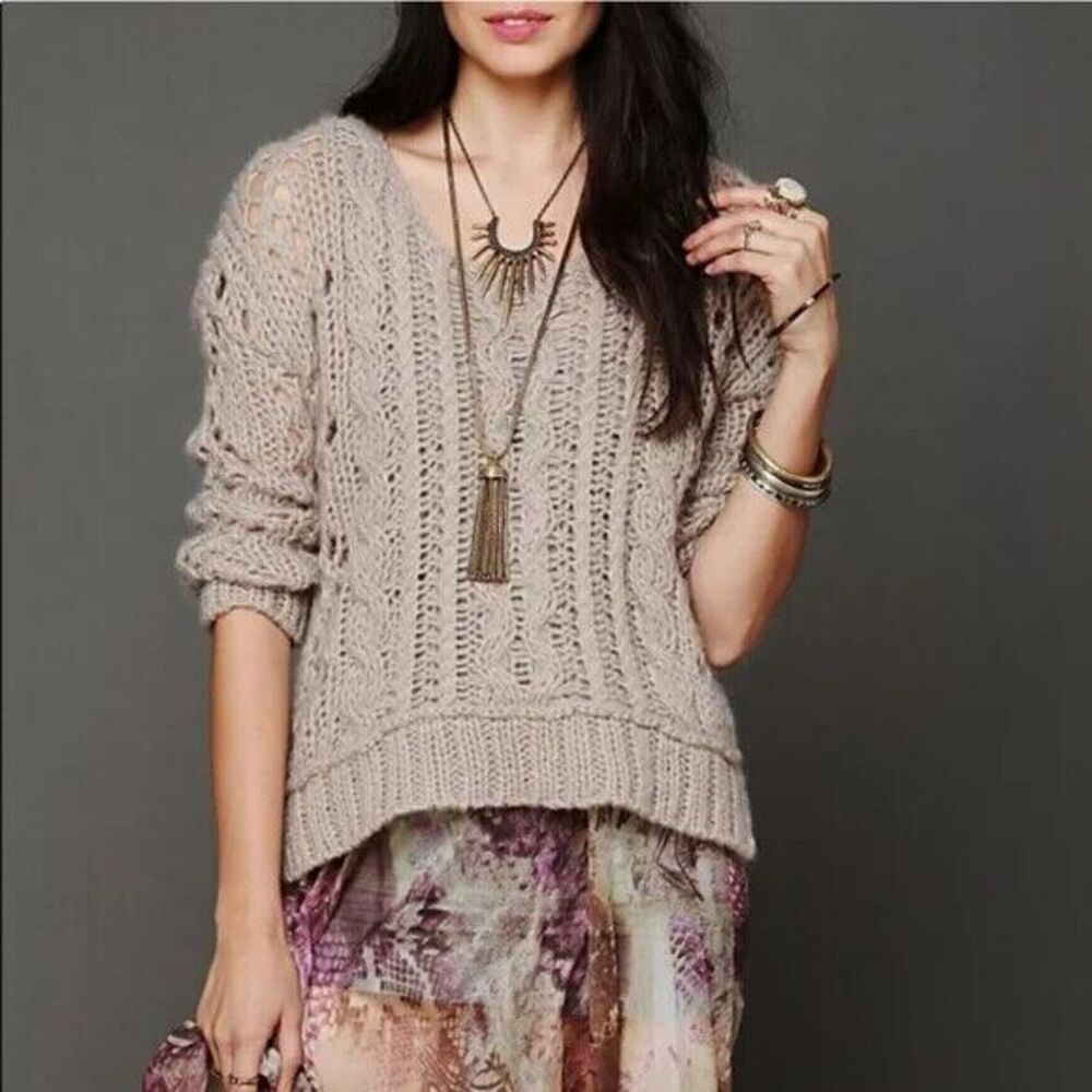 Free People Fluff Sweater Small Tan Mohair Wool Slouchy Chunky Fall Boho Cozy